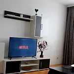 Golden Valley Lejlighed *