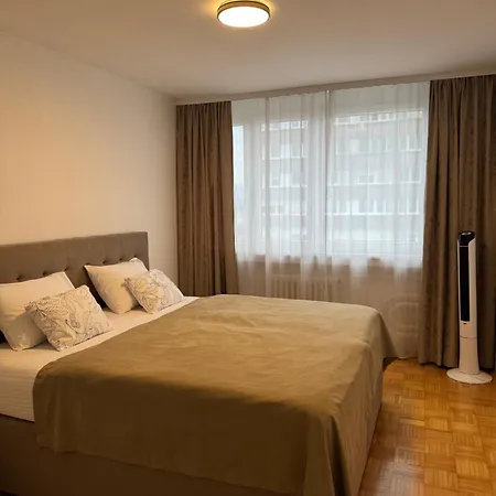 Golden Valley * Szarajevó